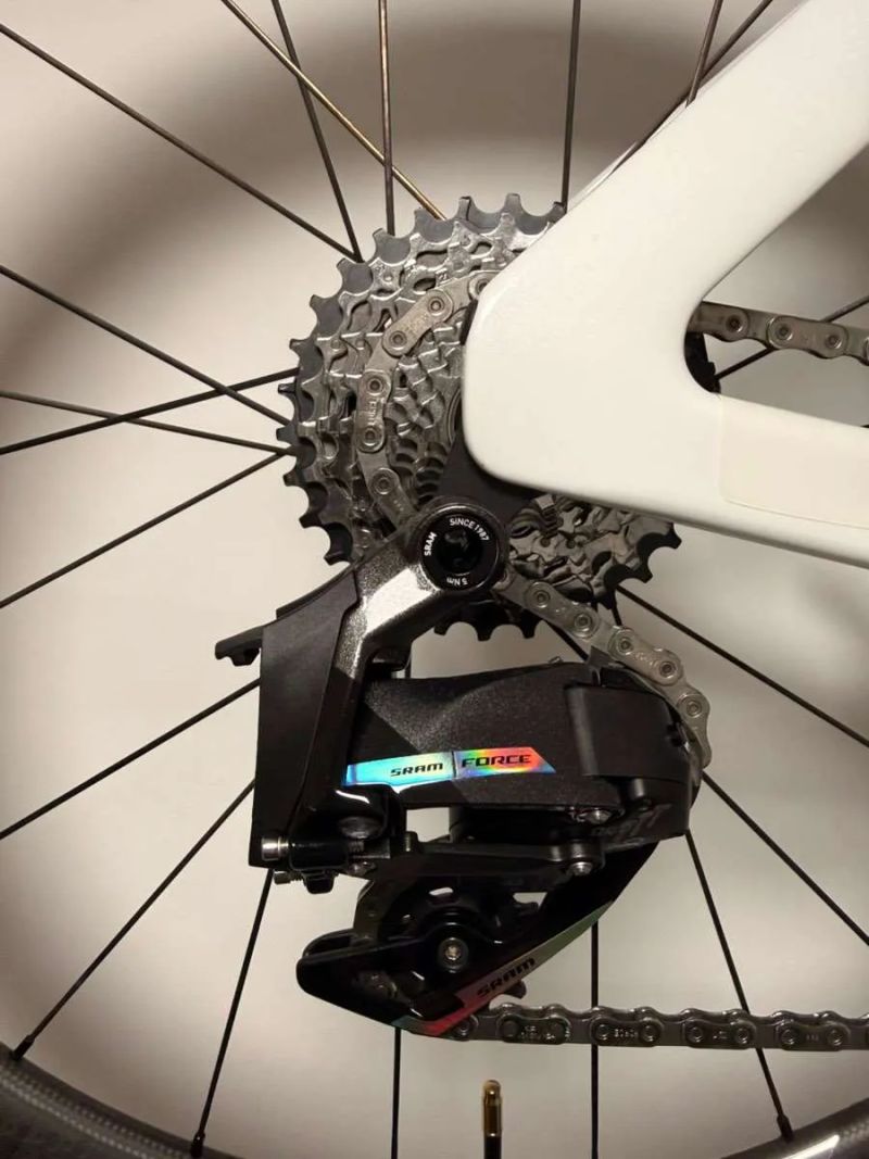 Canyon Aeroad CF SLX 8 AXS