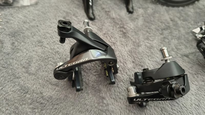 Shimano Ultegra R8000 / kompletní mechanická sada řazení