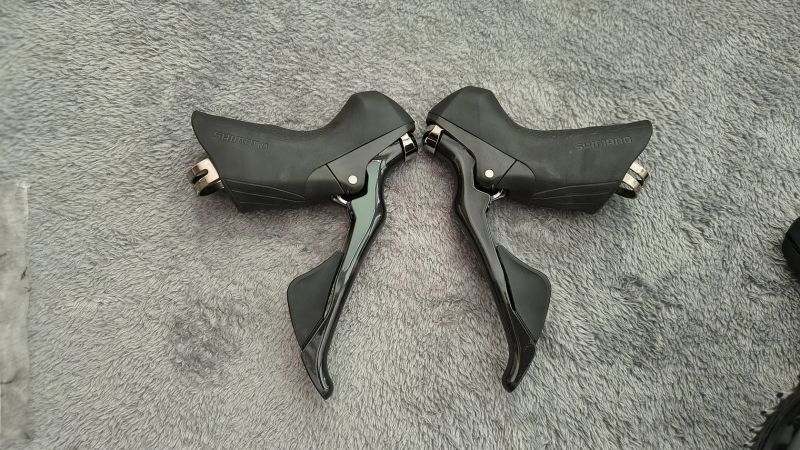 Shimano Ultegra R8000 / kompletní mechanická sada řazení