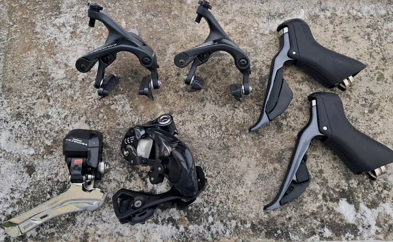 Shimano Ultegra Di2 RD 6870 / 2x11