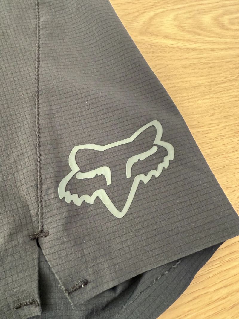 Dres FOX, kraťasy FOX