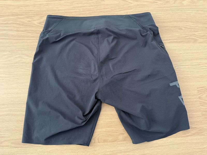 Dres FOX, kraťasy FOX