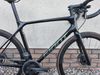 Giant TCR Sram Force AXS, karbonová kola SLR1