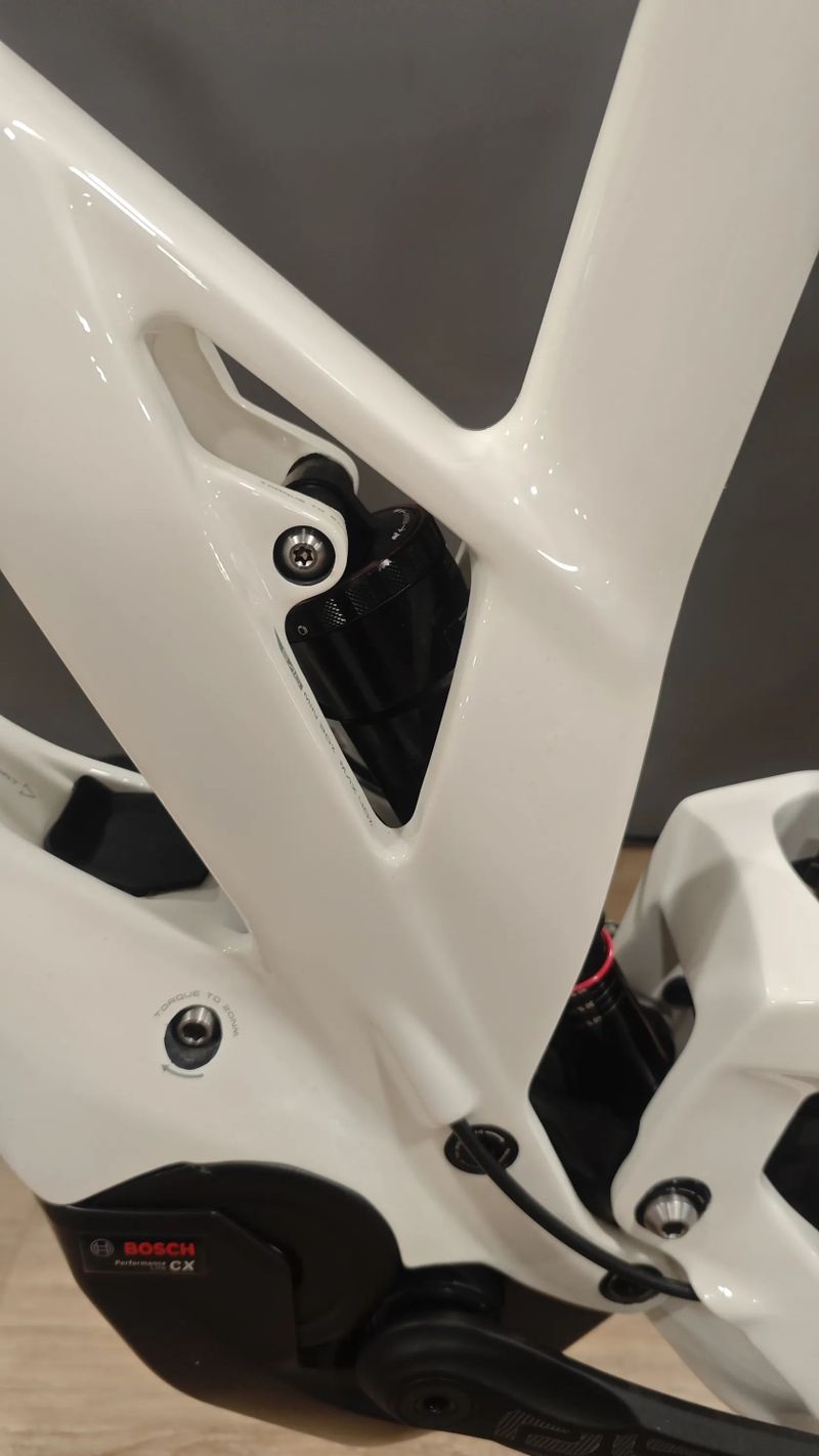 Unno Mith Elite vel.S3, Nové kolo se zárukou ! Ušetříte 80 000 Kč !