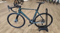 Rondo HVRT CF2 vel. L , Nové kolo se zárukou ! Ušetříte 31 000 Kč !