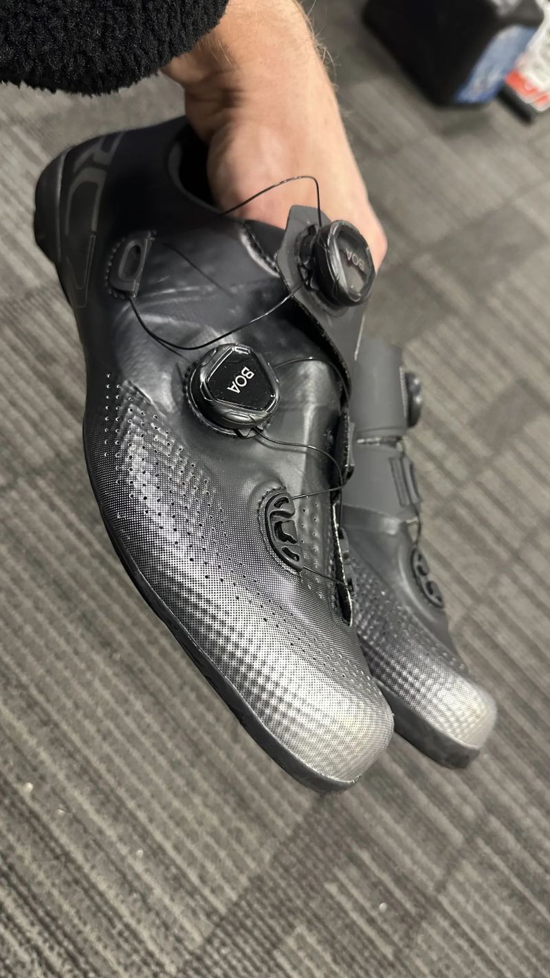 Silniční tretry Shimano RC7