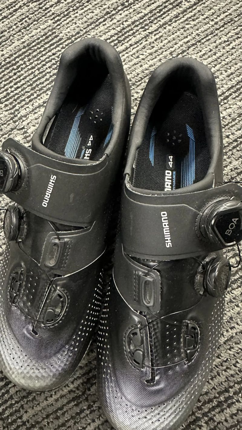 Silniční tretry Shimano RC7