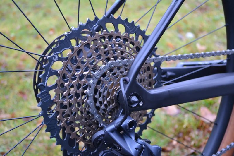 Cube Elite C:68X Race (L) 9,8 kg Top Stav