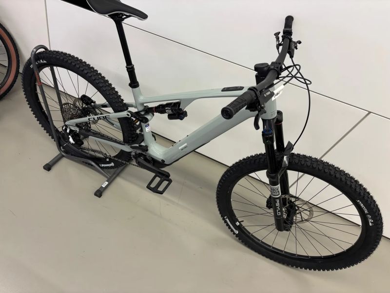 Cube AMS Hybrid ONE44 C:62 Race 400X