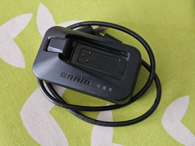 Nabíječka SRAM AXS