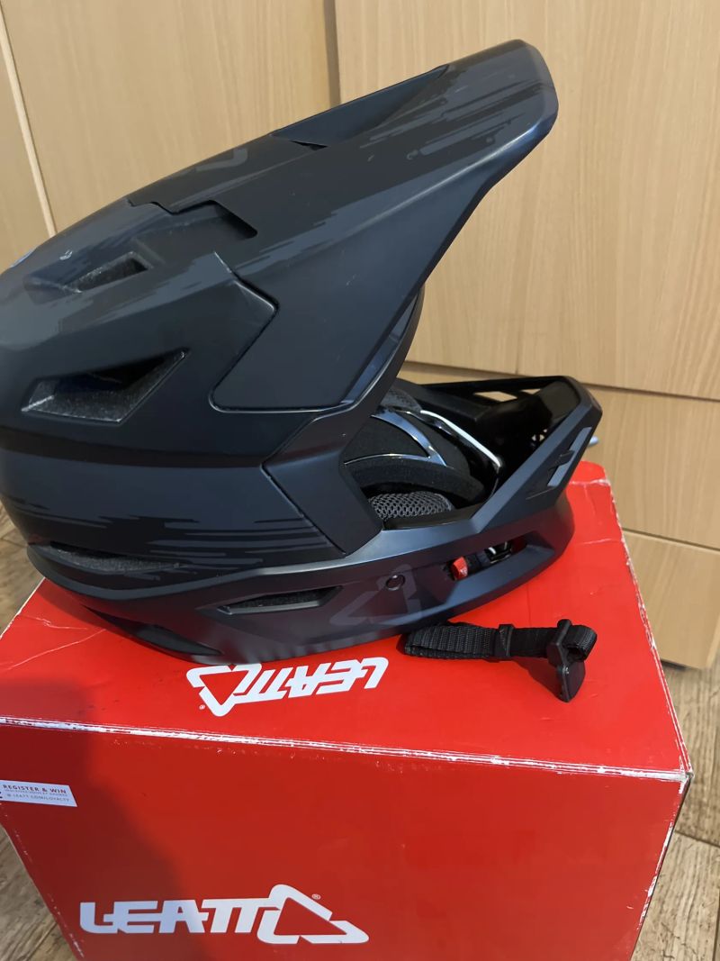 Leatt dbx 4.0