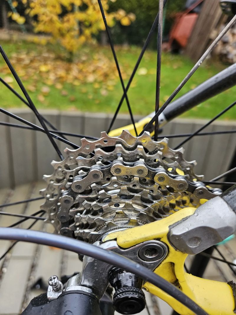 Silnička Fort, Sh 105, karbon doplňky