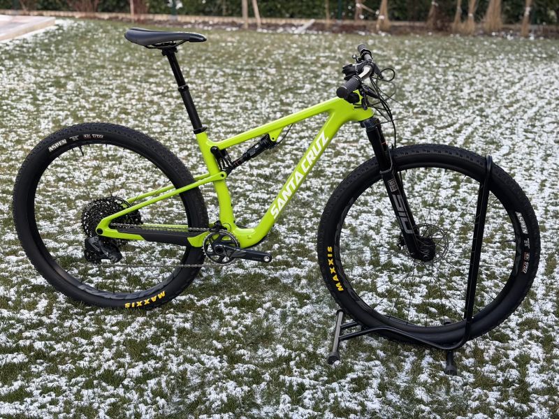 Santa Cruz Blur 4 CC AXS - nové