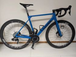 Canyon Ultimate CF SL 8 AXS Powermeter Movistar 2024