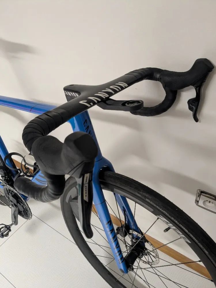 Canyon Ultimate CF SL 8 AXS Powermeter Movistar 2024