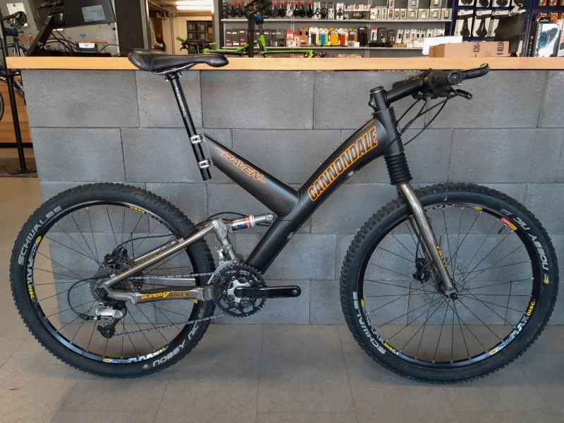 Cannondale Super V Raven 3000 Disc / 4000 FR, vel. L, rok 1999, CODA Tarantula, Crossmax, Thomson