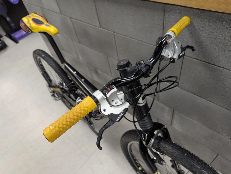 Cannondale Super V Raven 1000 SL, velikost S, XTR, CODA, rok 2000