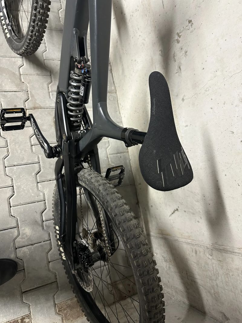 YT Industries Tues 27”