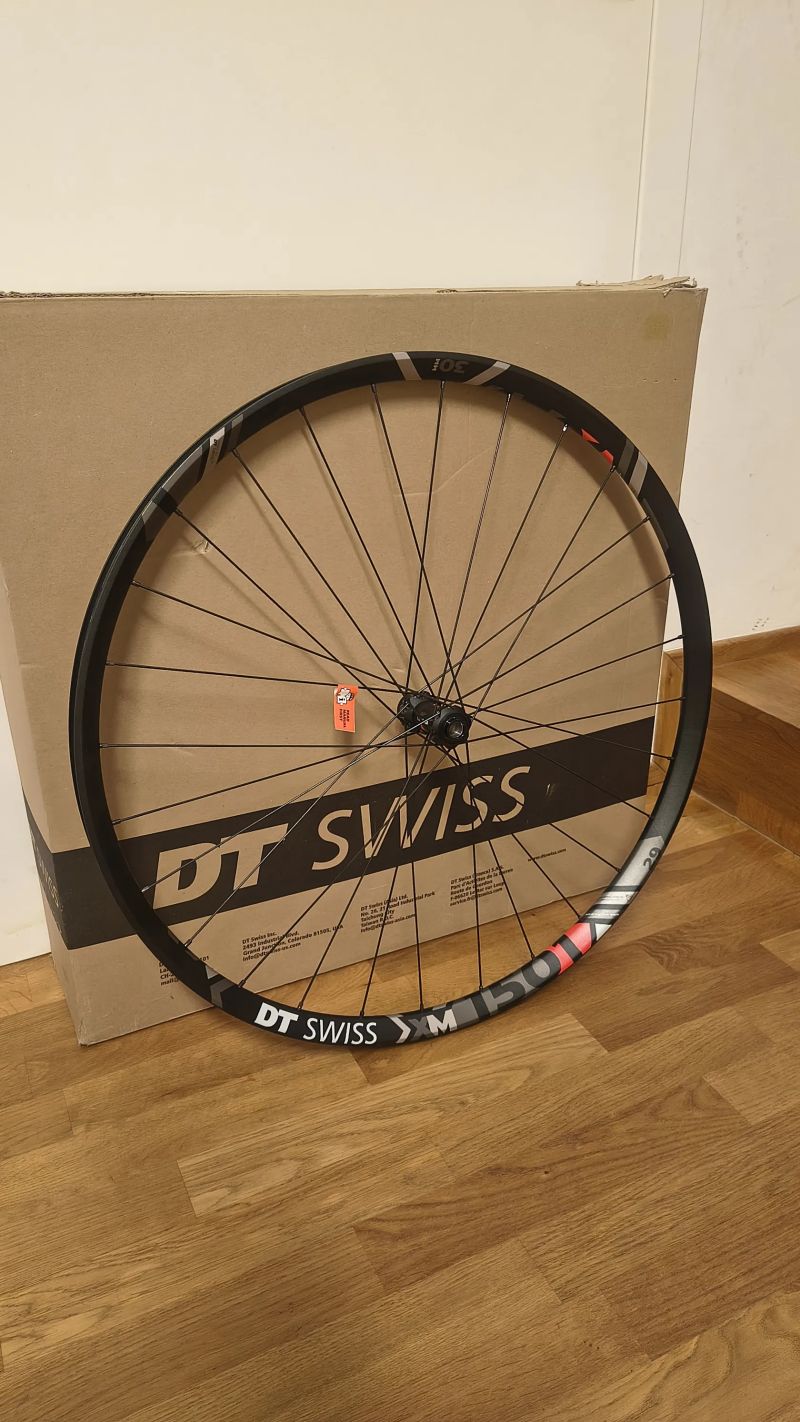 DT Swiss XM 1501, 15x100 mm, nové