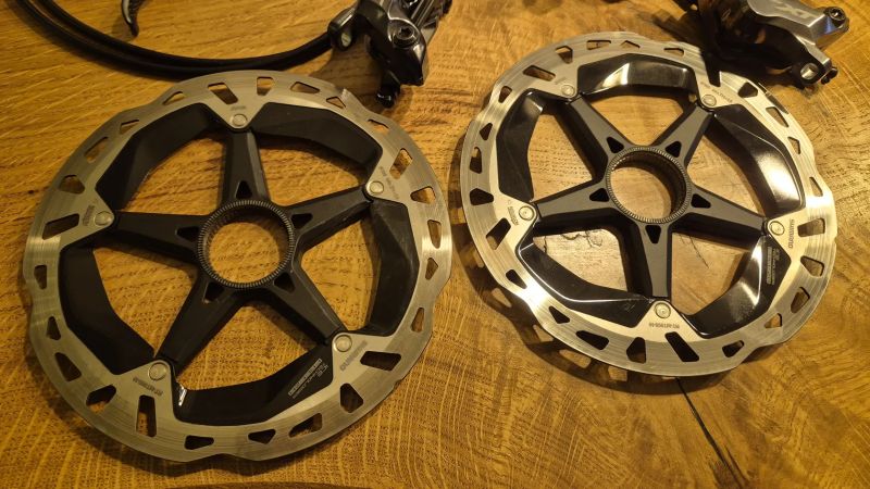 Shimano xt 4pistkové brzdy kompletní!