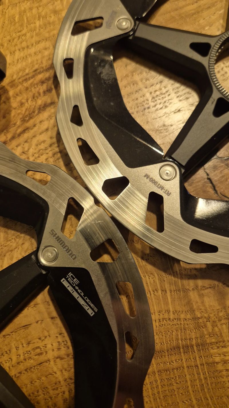 Shimano xt 4pistkové brzdy kompletní!