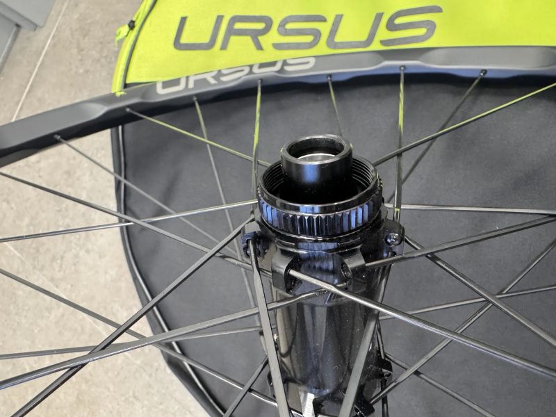 Ursus Kodiak MTB, 12x148-15x100 Shimano HG Center Lock 25 mm 
