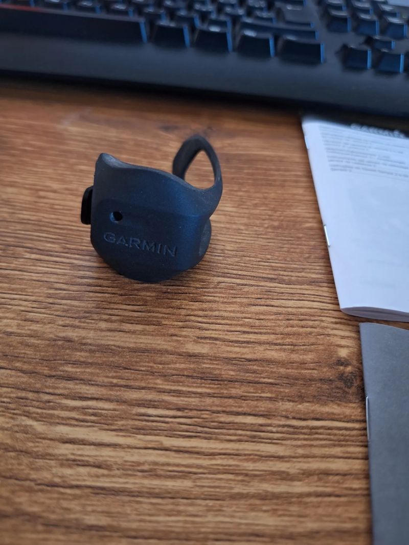 Prodám snímač rychlosti Garmin speed sensor 2