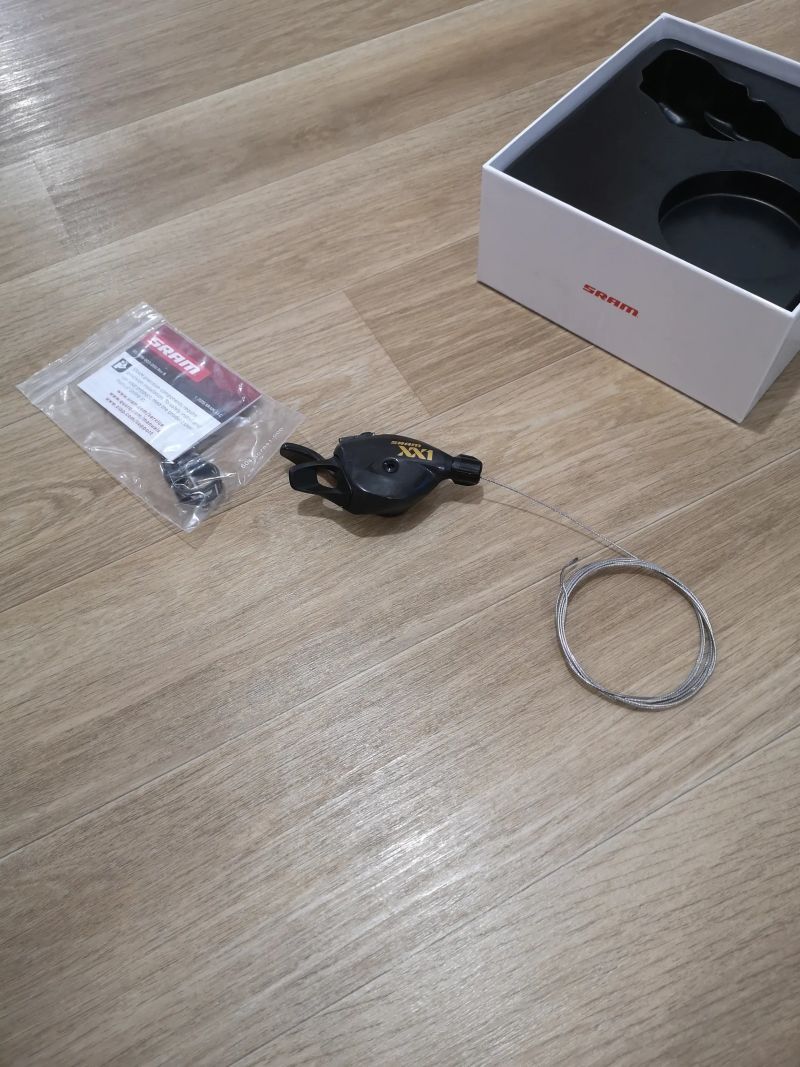 Sram XX1 Eagle 12sp. přehazovačka a řadící páčka