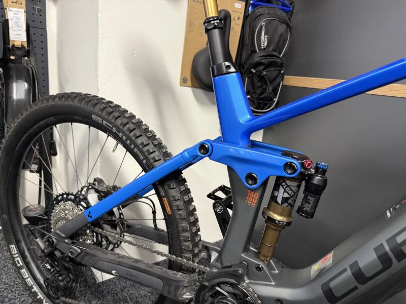 CUBE Stereo Hybrid 160HPC AT 750 vel.L 2024 492KM KARBON