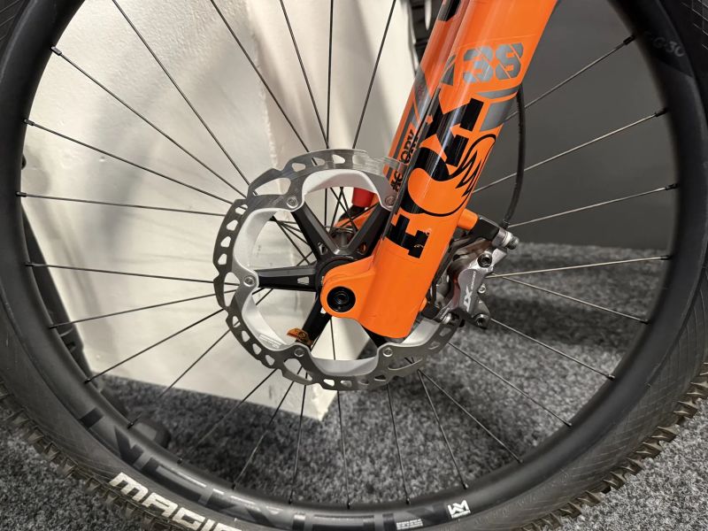 CUBE Stereo Hybrid 160HPC AT 750 vel.L 2024 492KM KARBON