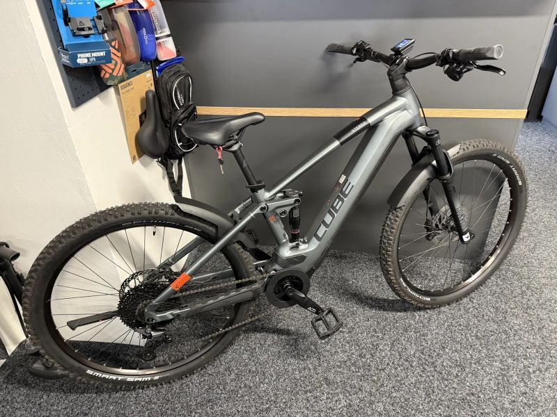 CUBE Stereo Hybrid 120 PRO 750 vel.M 2023 302km