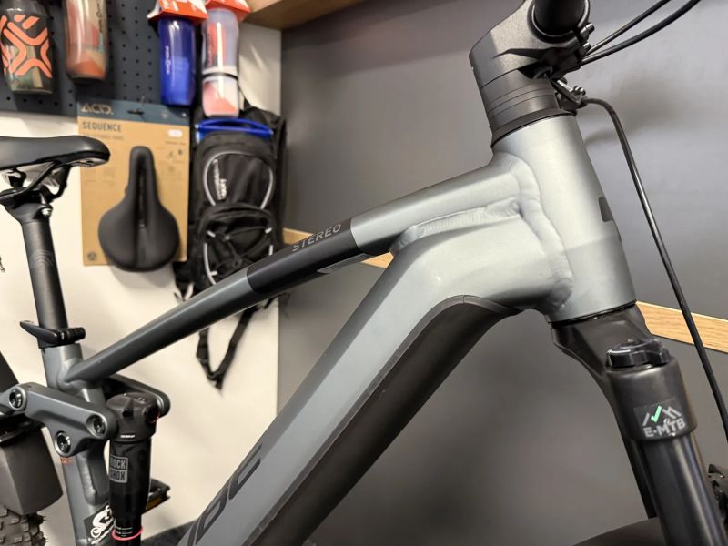 CUBE Stereo Hybrid 120 PRO 750 vel.M 2023 302km