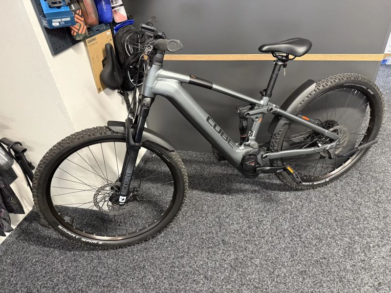 CUBE Stereo Hybrid 120 PRO 750 vel.M 2023 302km