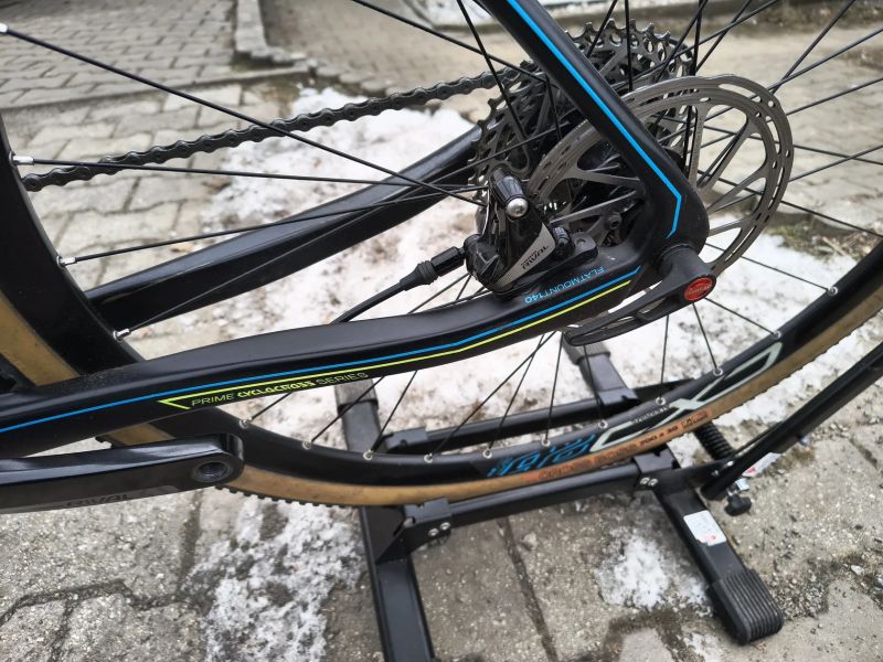 KARBONOVÉ CYKLOKROSOVÉ KOLO .,.PC : 70 000 Kč ,JAKO NOVÉ