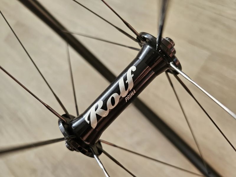 Rolf Prima Ares 4 Carbon - přední kolo