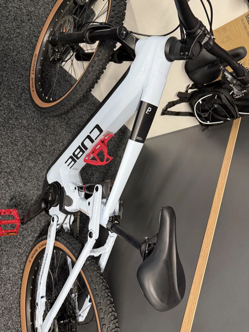 CUBE Stereo Hybrid 120 PRO 750 vel.S 2024 905km