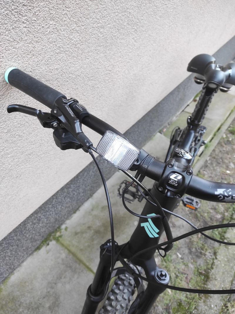 Celoodpružené horské elektrokolo Leader Fox Acron 29 (M)