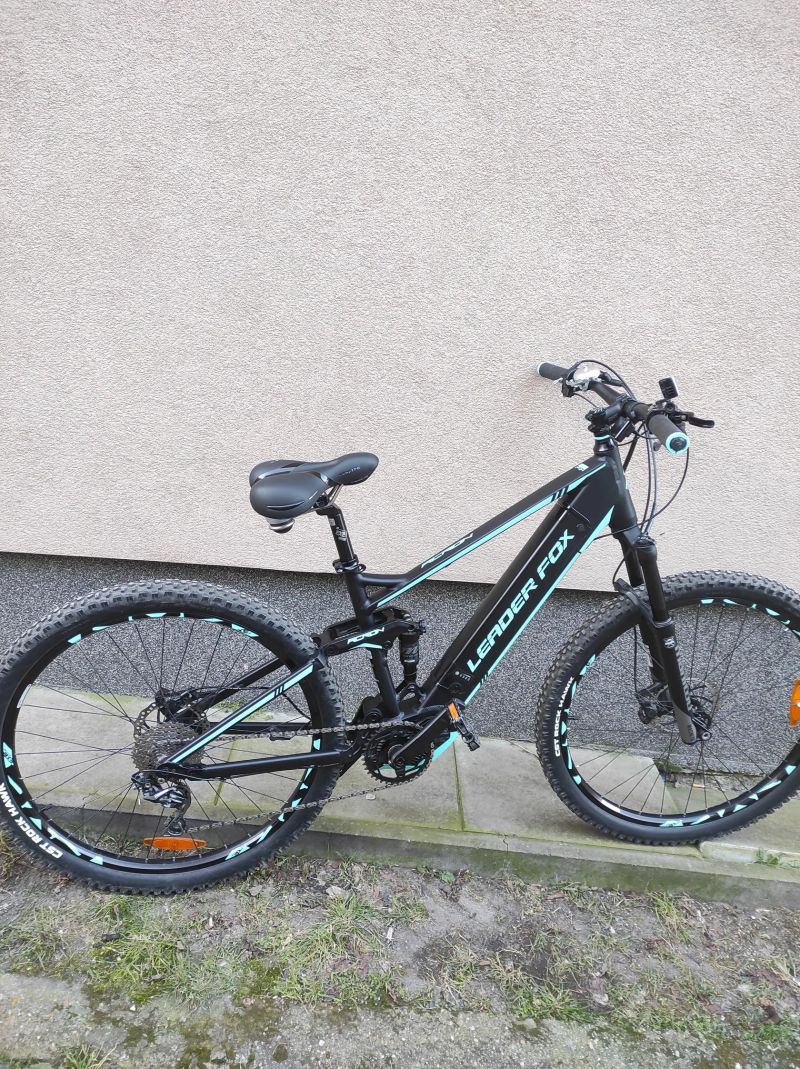 Celoodpružené horské elektrokolo Leader Fox Acron 29 (M)