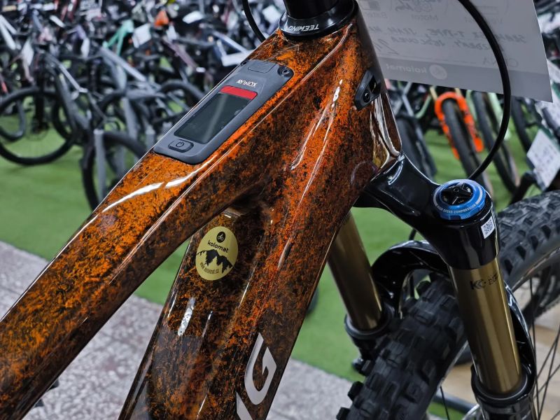 !NOVÉ! DJI Avinox - Teewing Turbo Force Pro - Fox38 Kashima, 800wh baterie, 21,5kg, vel. L