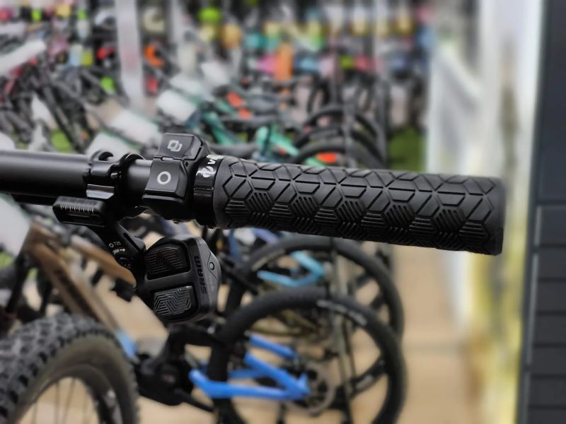 !NOVÉ! DJI Avinox - Teewing Turbo Force Pro - Fox38 Kashima, 800wh baterie, 21,5kg, vel. L