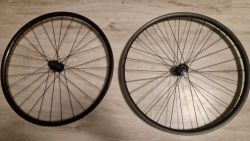 Zapletená hliníková kola rd 3.1 z kola cannondale synapse