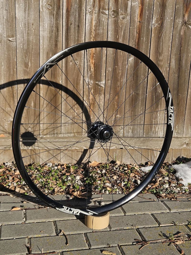 29" přední kolo Superstar Tactic 15x100 mm