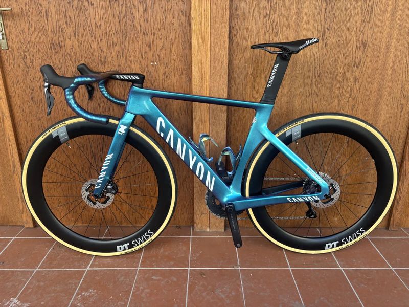 CANYON AEROAD CFR - vel. XS - ULTEGRA di2 2x12 - DT SWISS - NOVÉ