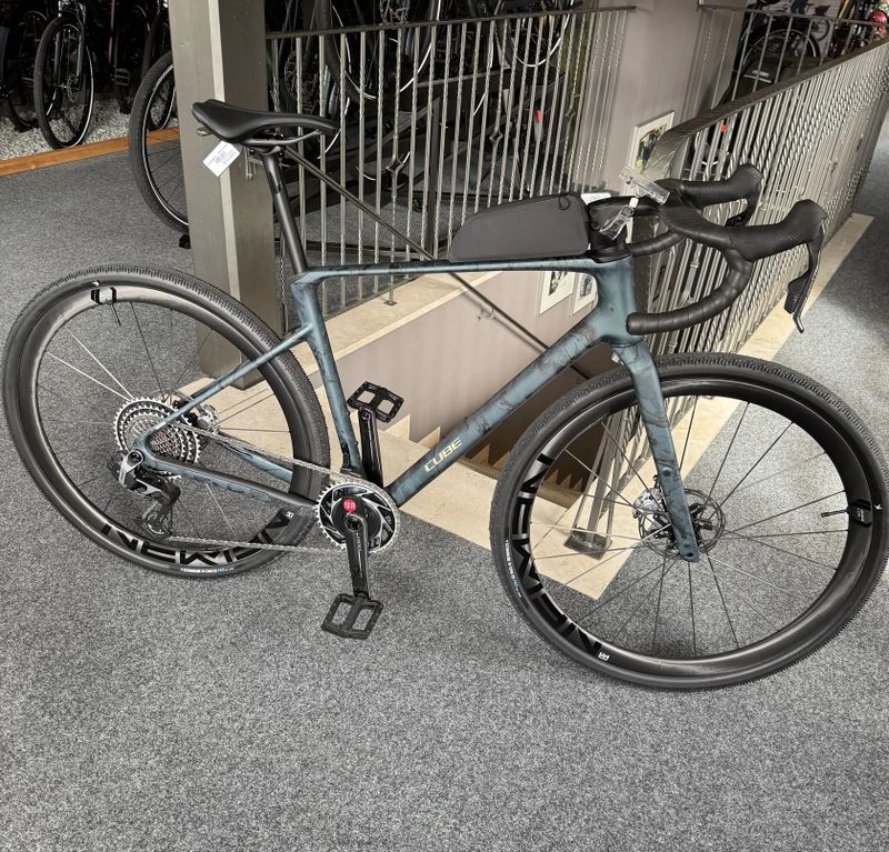 Nuroad C:62 – Royalgreen’n’Fume - S, M a L