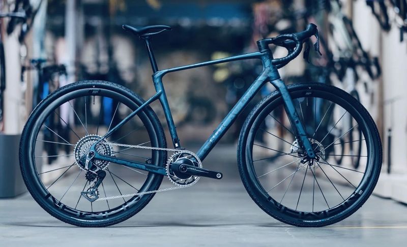 Nuroad C:62 – Royalgreen’n’Fume - S, M a L