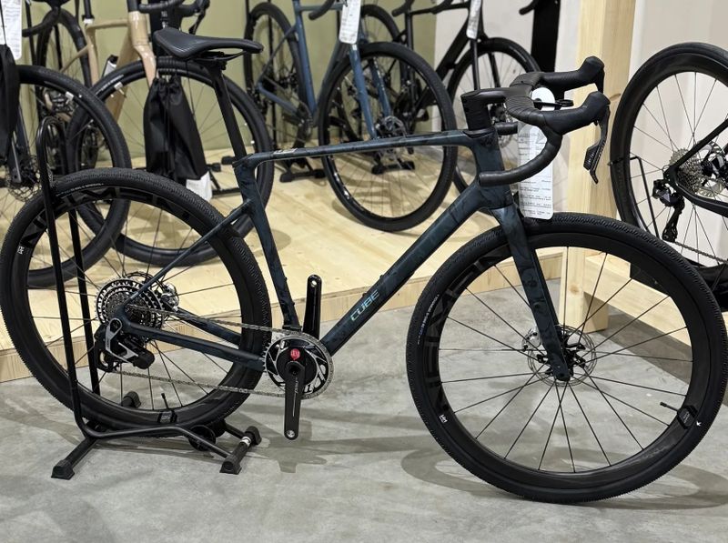 Nuroad C:62 – Royalgreen’n’Fume - S, M a L