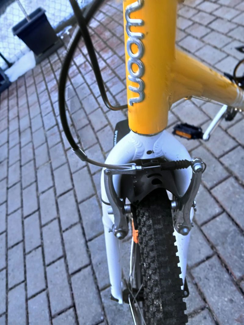 Prodám pěkné dětské kolo WOOM 6