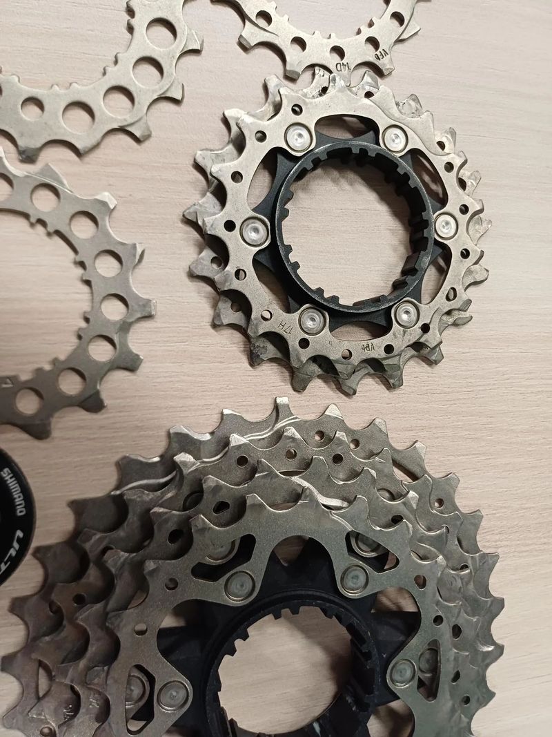 Silniční kazeta Shimano R8101 11-30 jetá 1000km