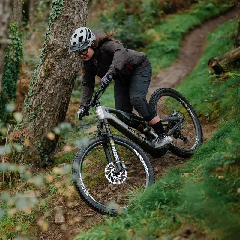 Whyte Elyte RSX - nový ebike, SRAM GX AXS T-type, Bosch SX, vel. M (SLEVA -27%) 