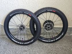 Zapletená kola Woom 4 OFF (20")